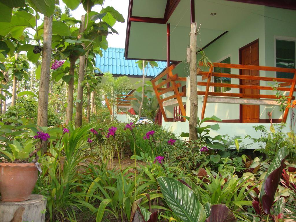 Bansuansak Resort Nan Habitación foto